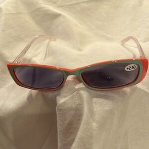 Reader sunglasses 2.50